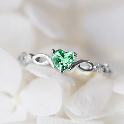 Delicate Zirconia Heart Ring