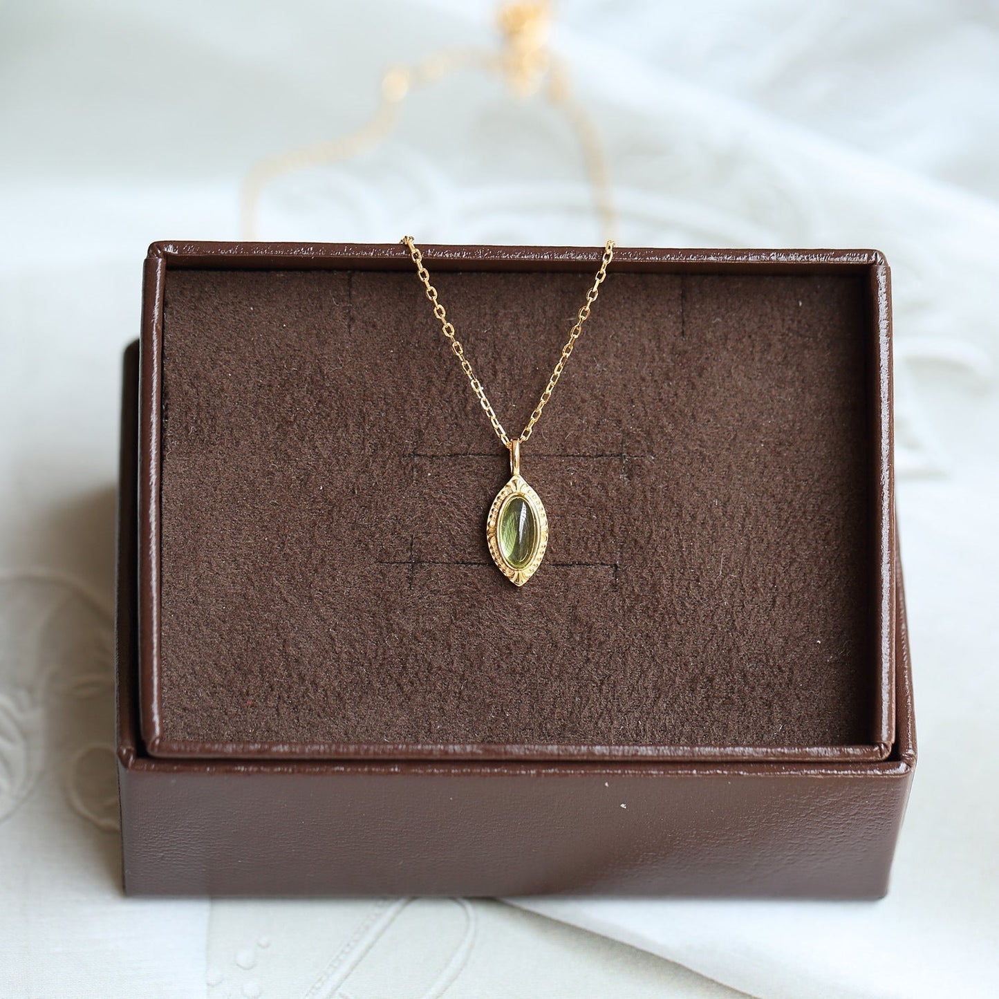 Elegant Natural Peridot Necklace