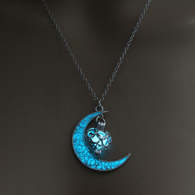 Glow In the Dark Crescent Moon Heart Pendant Necklace