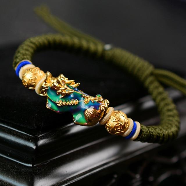 Temperature Color Changing Gold Pixiu Braided Lucky Rope Bracelet